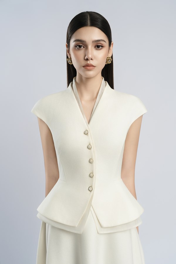 Daphne Blazer